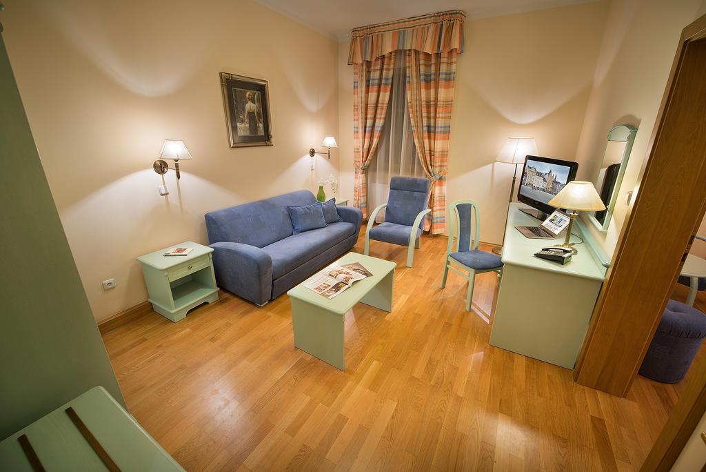 Old Town Bed & Breakfast Ceske Budejovice Luaran gambar
